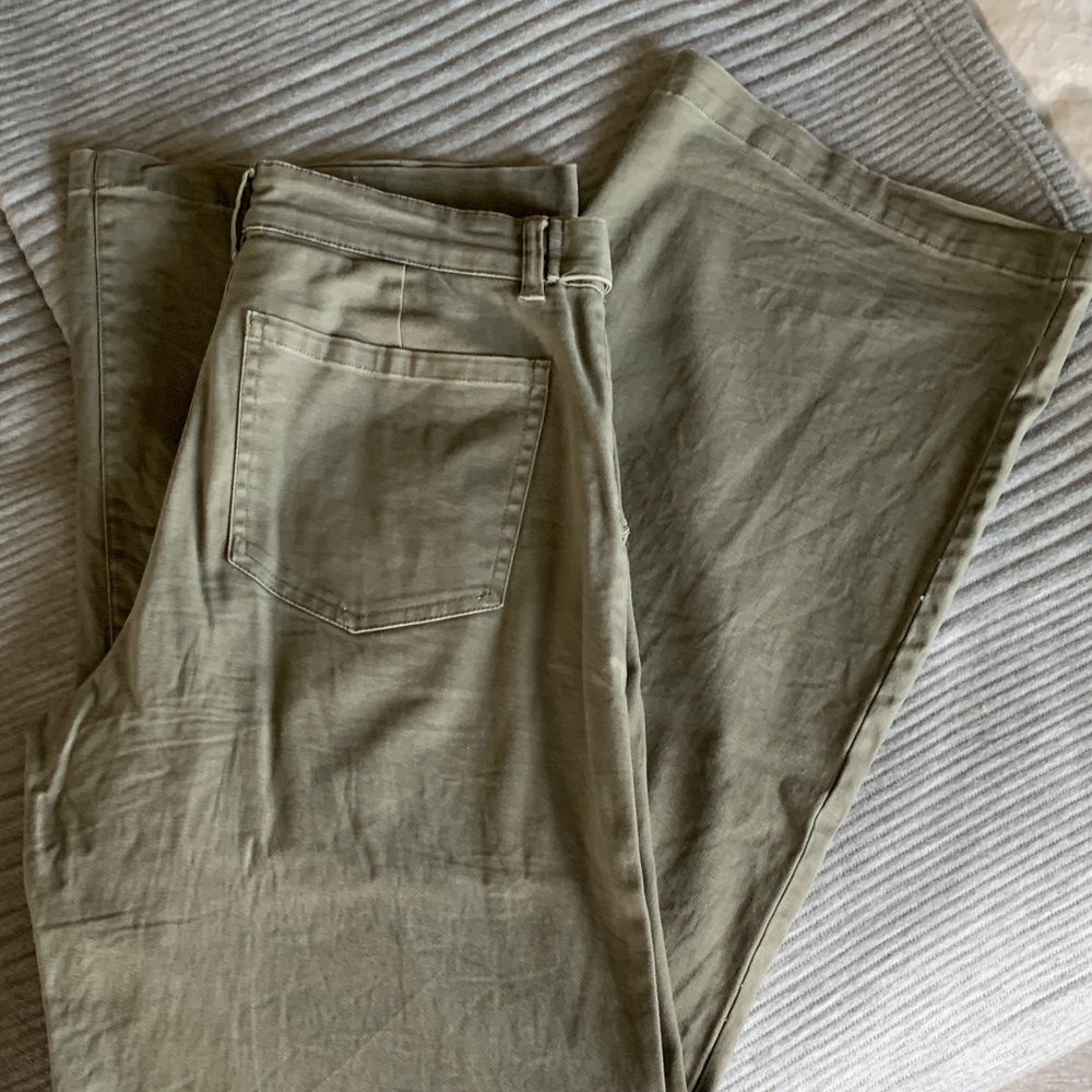 Celebrity Pink Olive Wide Leg Pants